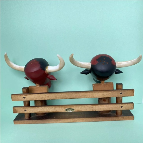 Vintage Salt And Pepper Shakers Wooden Folk Art Style Oxen Cattle Steer Japan - Picture 12 of 12